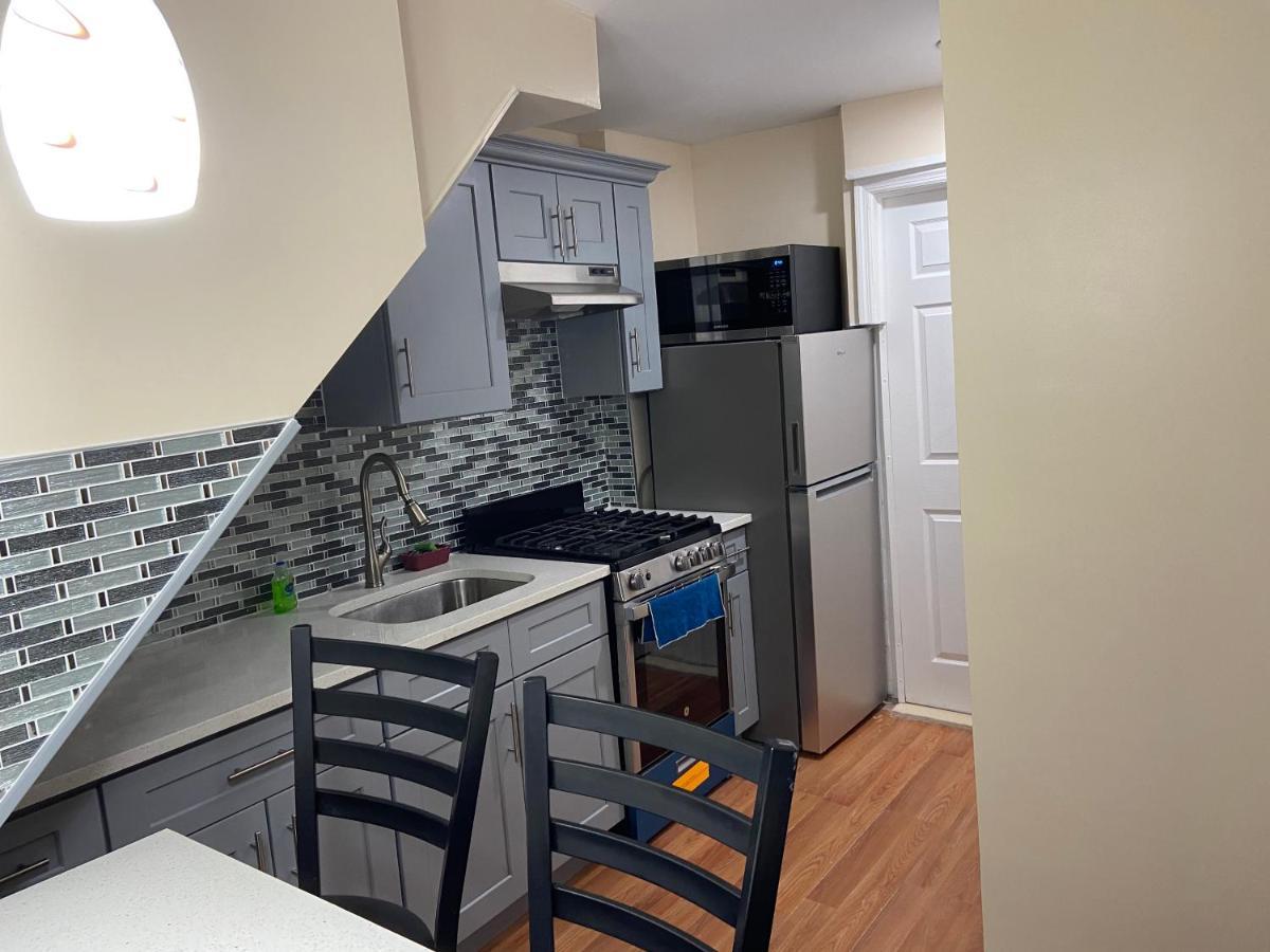 A Great Room In Queens Ню Йорк Екстериор снимка